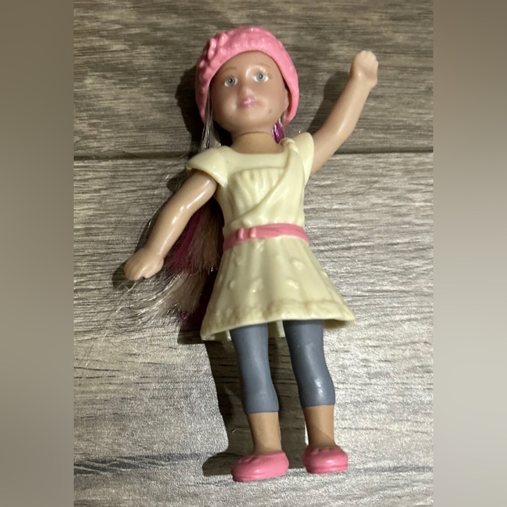 2014 American Girl mini Doll Isabel #5 McDonald’s Happy Meal Toy